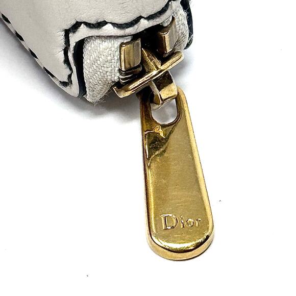 Dior Zipper Wallet - Picture 9 of 12